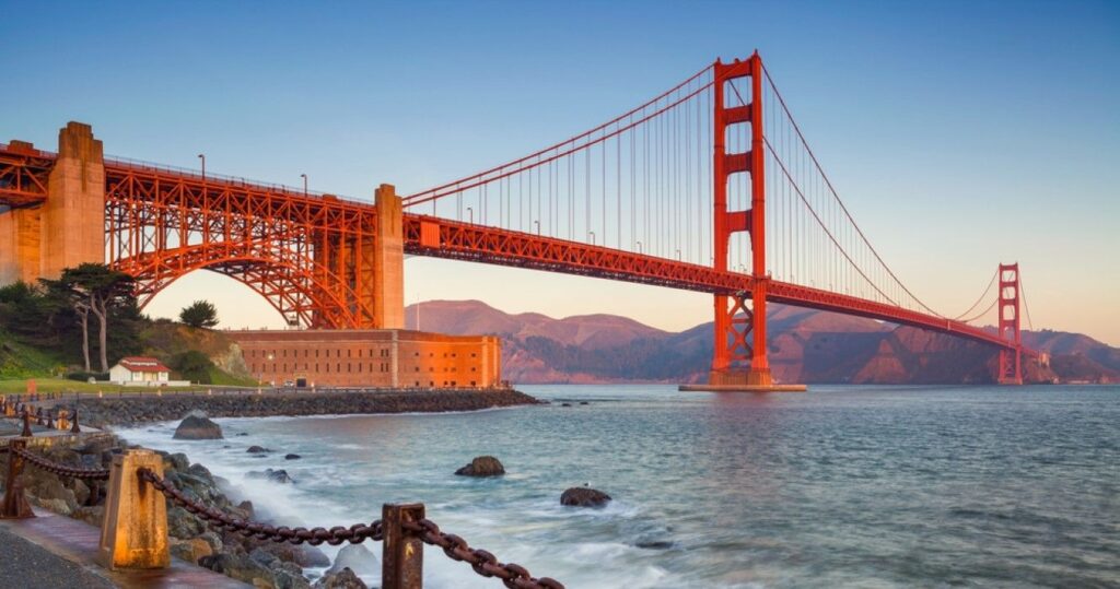 Golden Gate Bridge in San Francisco, California
