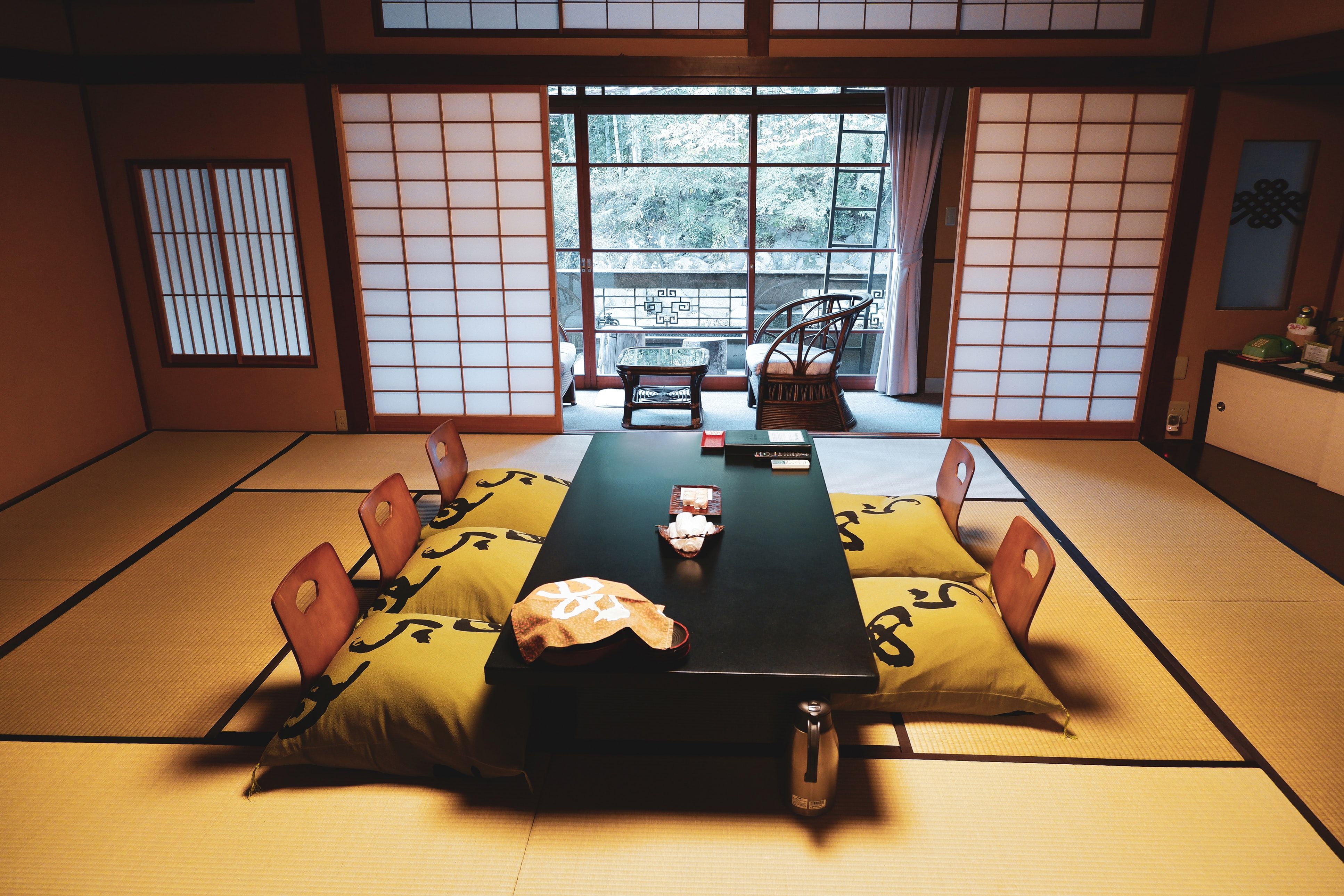 mesa em um ryokan japão
