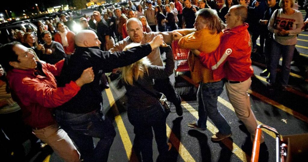 20 coisas que os compradores fazem na Black Friday (funcionários-alvo não suportam)