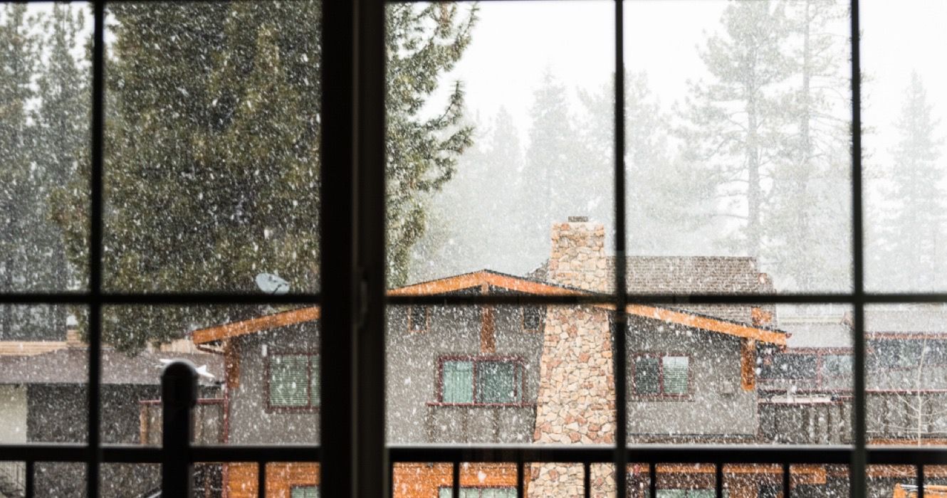 Queda de neve em South Lake Tahoe, Califórnia