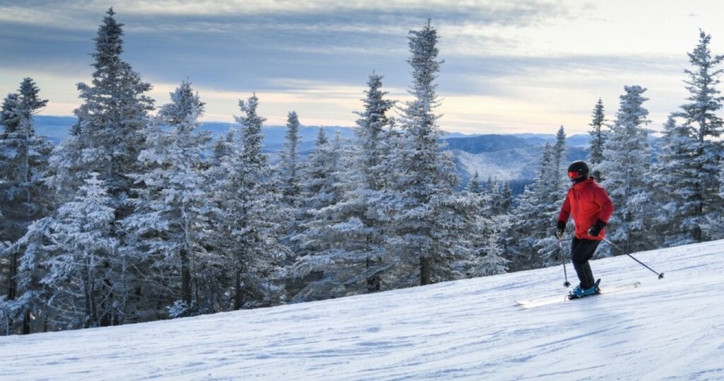 Skiing at Stowe Mountain Resort in Vermont