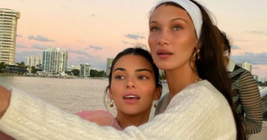 Kendall Jenner and Bella Hadid selfie skyline