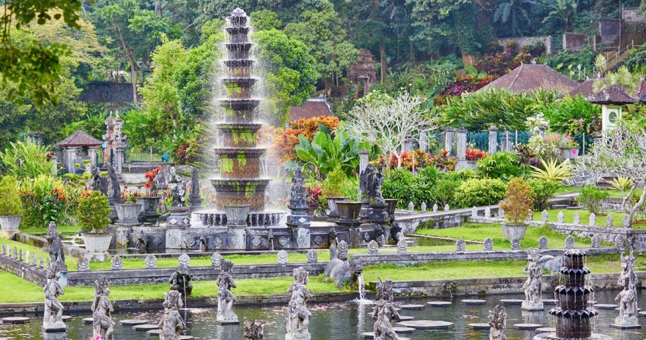 Palácio da Água de Tirta Gangga no leste de Bali, Indonésia
