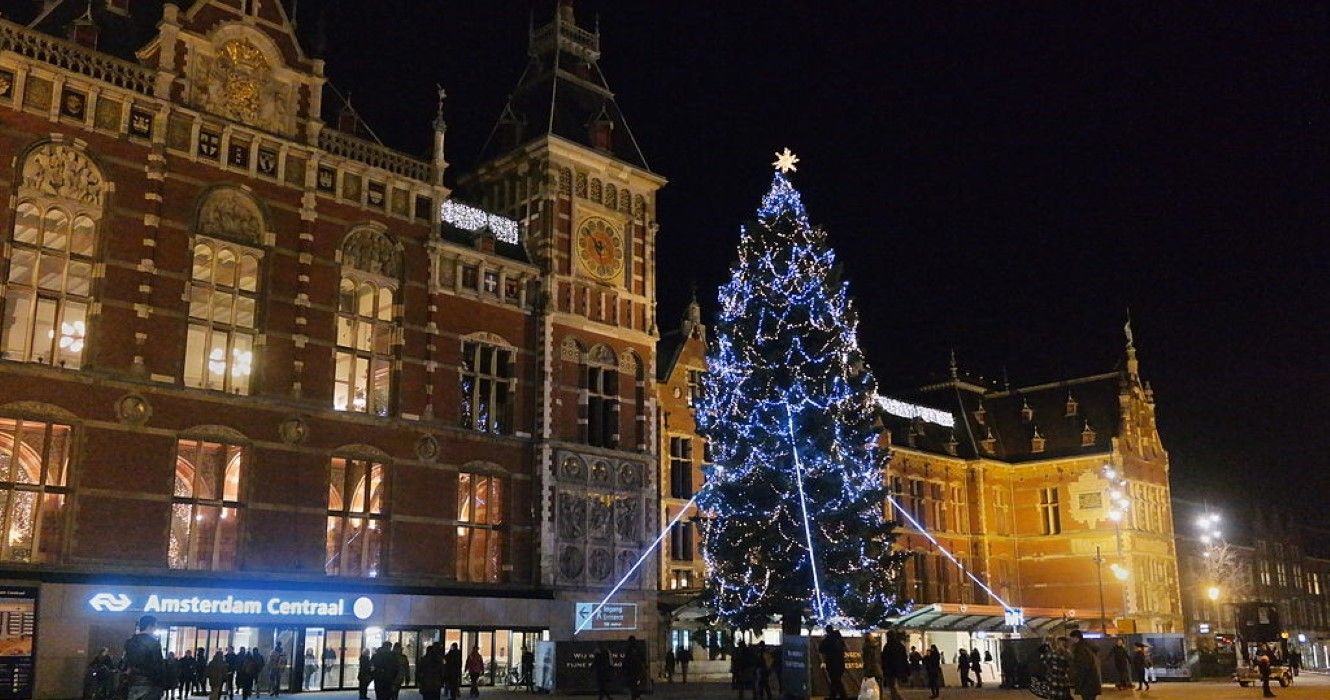Árvore de Natal Estação Central de Amsterdã