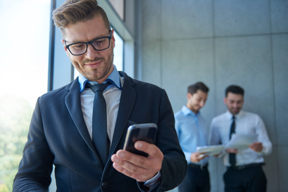 Sistema de recursos humanos: como avaliar o desempenho da equipe e atribuir bônus? 3 empresarios